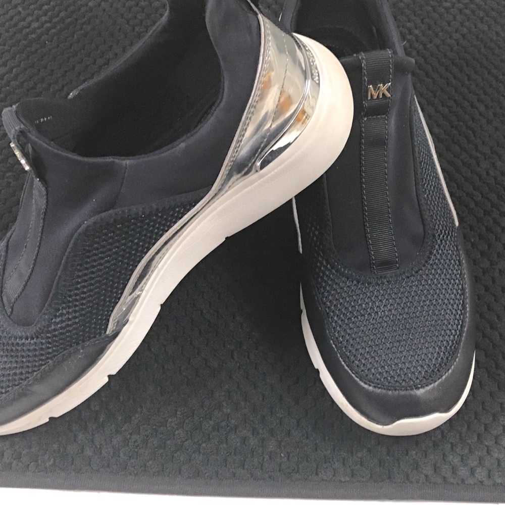 Ladies Michael Kors shoes